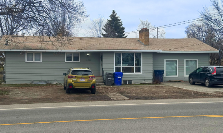 10821-10823 E Mission Ave 