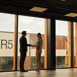 5 Things to Consider When Leasing Office Space